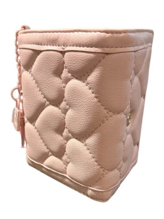 Betsey Johnson Pink Quilted Heart Card Case Wallet NWOT - Picture 4 of 9